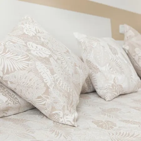 Ur-nest Cairoli Apartment *